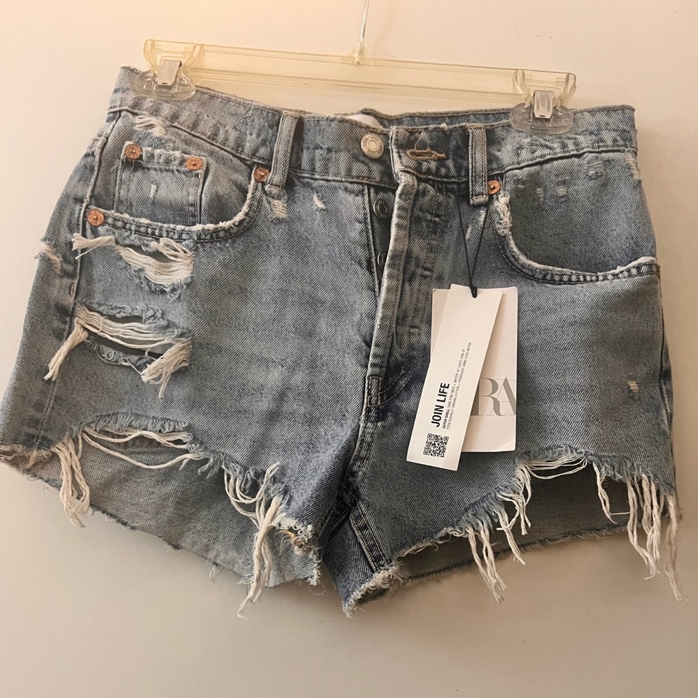 Zara Ripped Shorts. Size 2. New with tags.